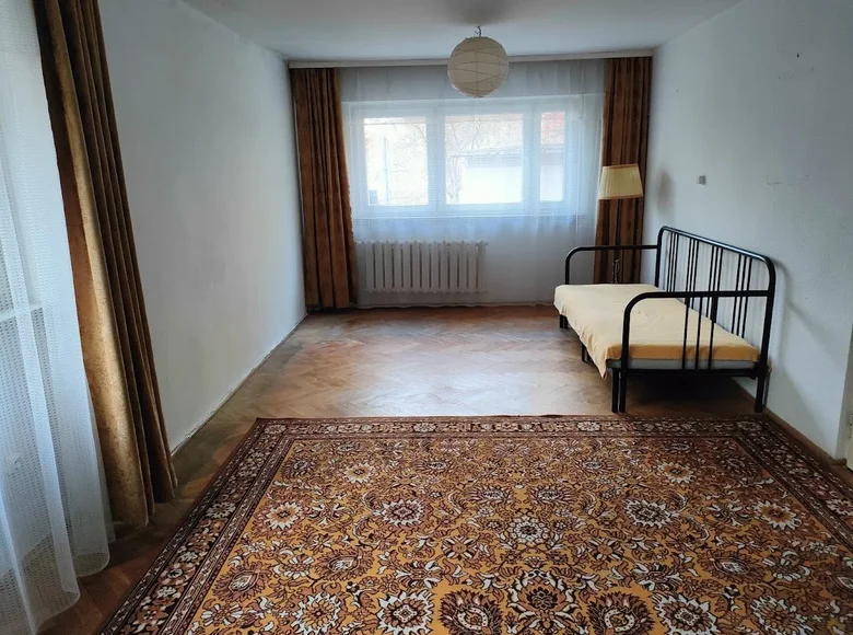 Mieszkanie 3 pokoi 67 m² Warszawa, Polska