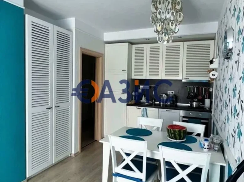 2 bedroom apartment 100 m² Nesebar, Bulgaria