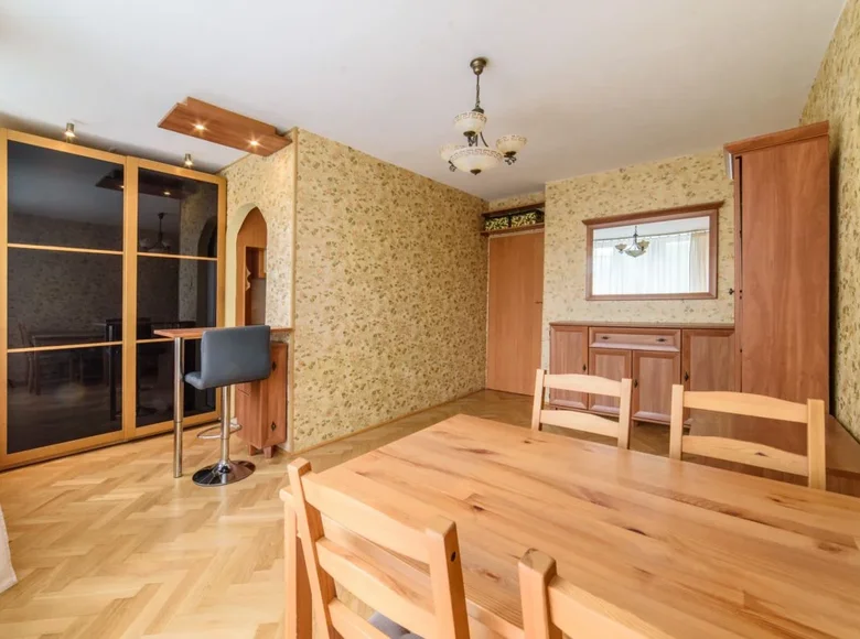 2 bedroom apartment 47 m² Warsaw, Poland