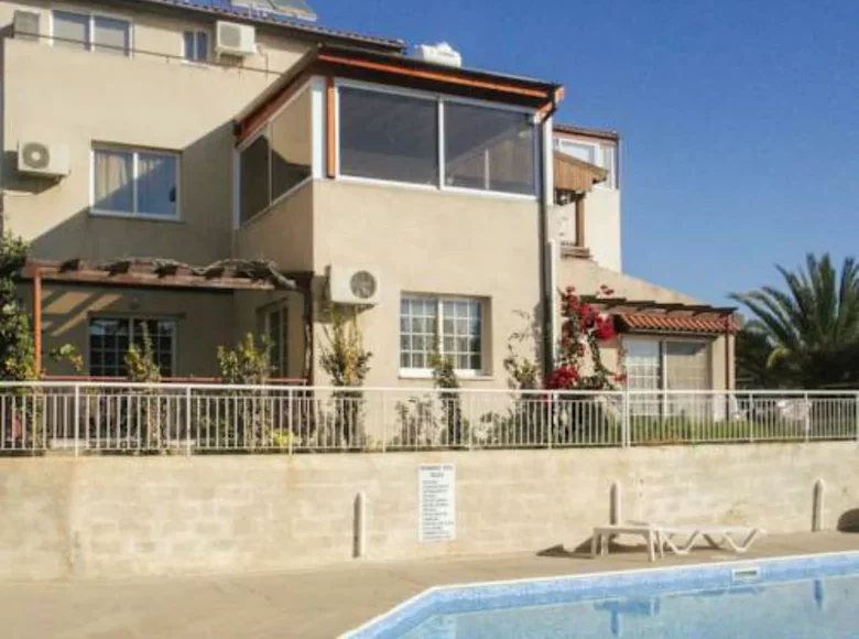 Adosado 4 habitaciones 120 m² Moni, Chipre