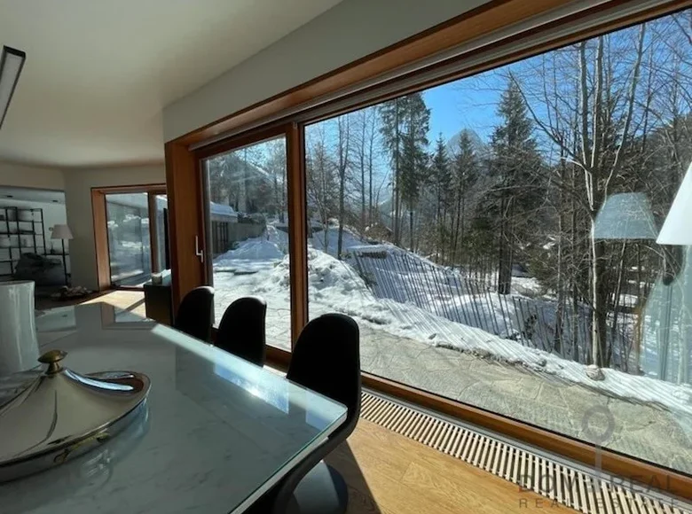 Villa 293 m² Karavelovo, Bulgaria