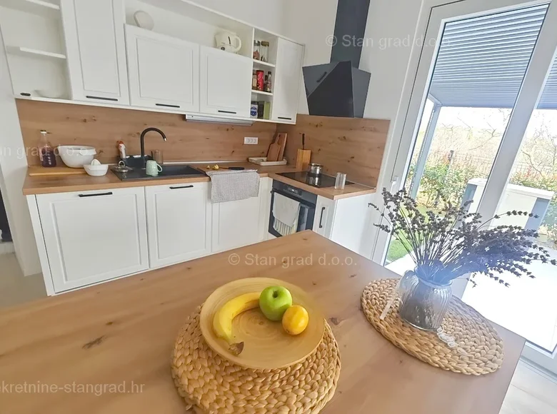 Квартира 3 спальни 93 м² Крк, Хорватия
