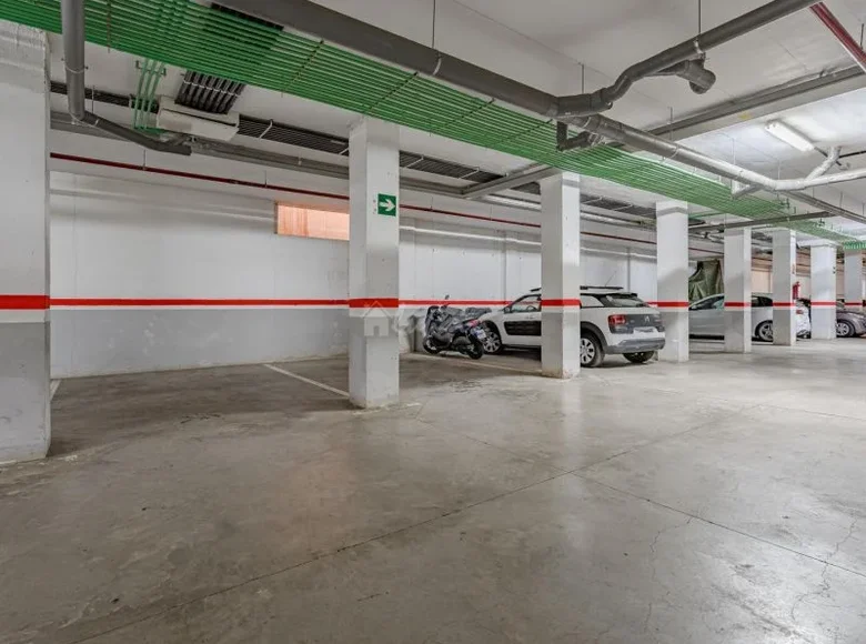 Mieszkanie 2 pokoi 97 m² Miraverde, Hiszpania