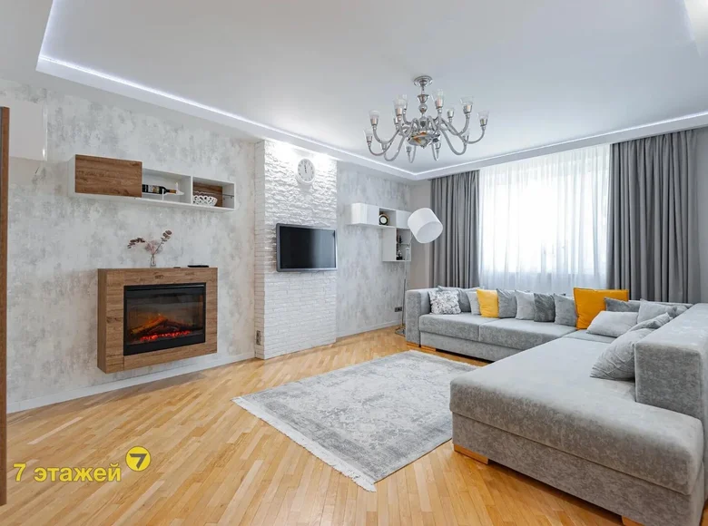 Apartamento 3 habitaciones 90 m² Minsk, Belarús