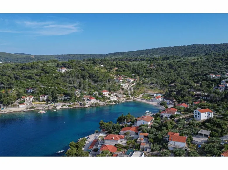 Parcelas 1 235 m² Rogac, Croacia