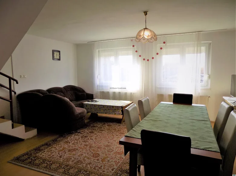 Дом 5 комнат 99 м² Хайдушамшон, Венгрия