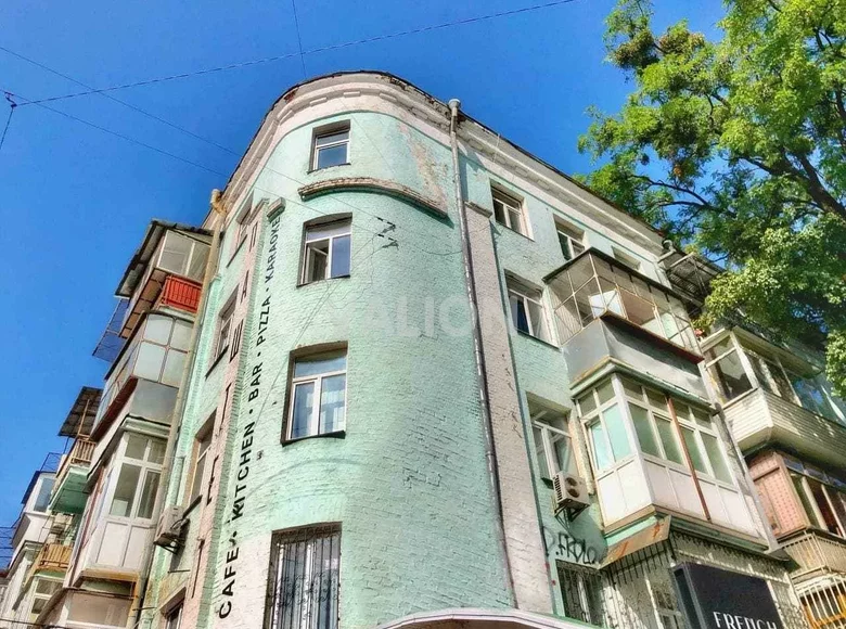 Mieszkanie 3 pokoi 80 m² Rejon peczerski, Ukraina