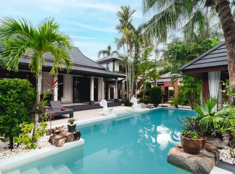 4 bedroom Villa 530 m² Phuket, Thailand