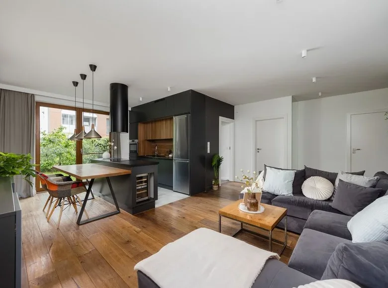 Mieszkanie 3 pokoi 63 m² Warszawa, Polska