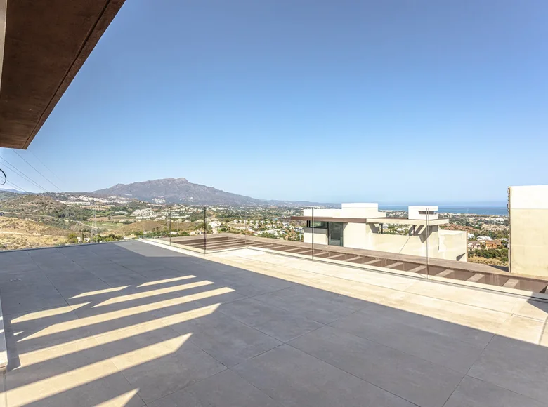3 bedroom villa 602 m² Benahavis, Spain