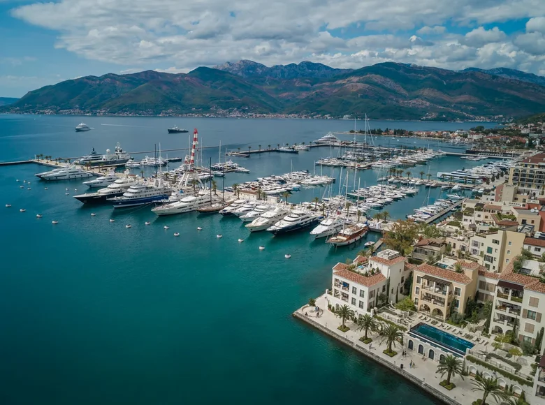 1 bedroom apartment 148 m² Montenegro, Montenegro