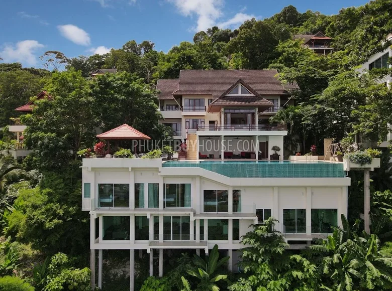 7-Schlafzimmer-Villa 1 200 m² Pa Tong, Thailand