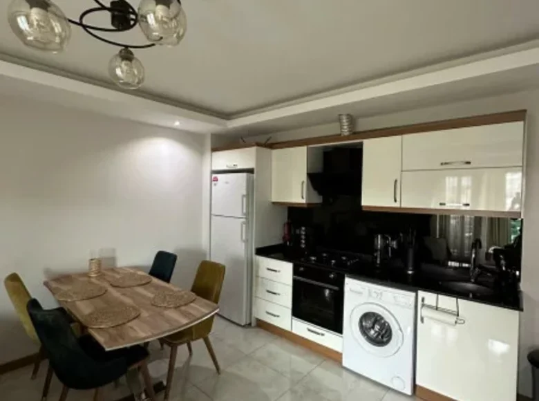 Mieszkanie 2 pokoi 65 m² Alanya, Turcja