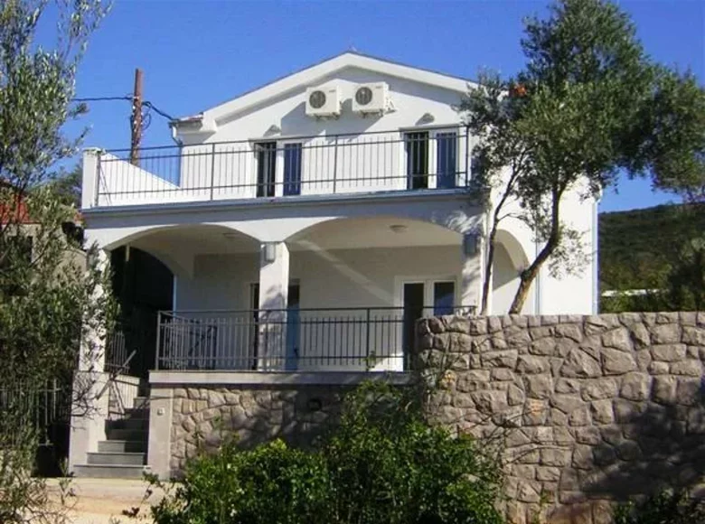 2 bedroom house 90 m² Montenegro, Montenegro