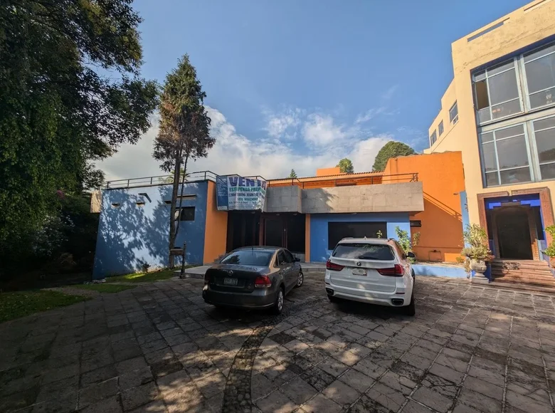 Casa 8 habitaciones 1 013 m² Huizachal, México
