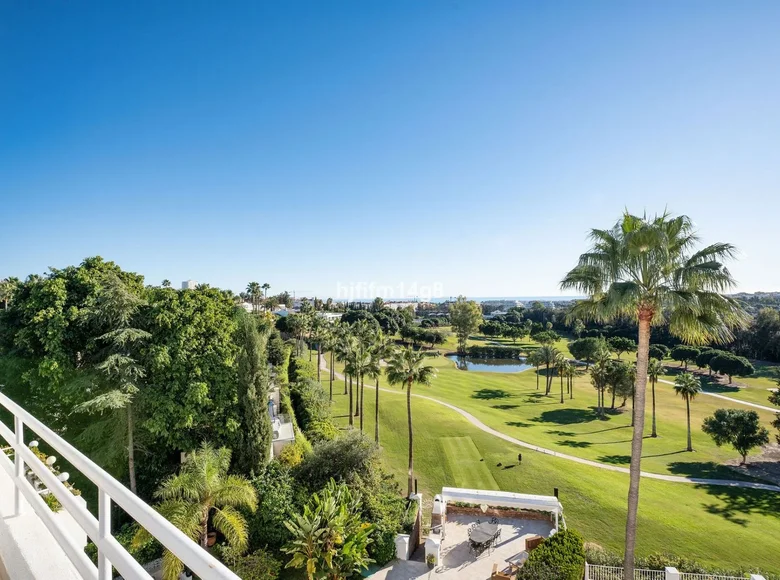 5 bedroom apartment 166 m² San Pedro Alcantara, Spain