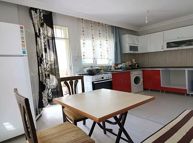 Mieszkanie 2 pokoi 57 m² Alanya, Turcja