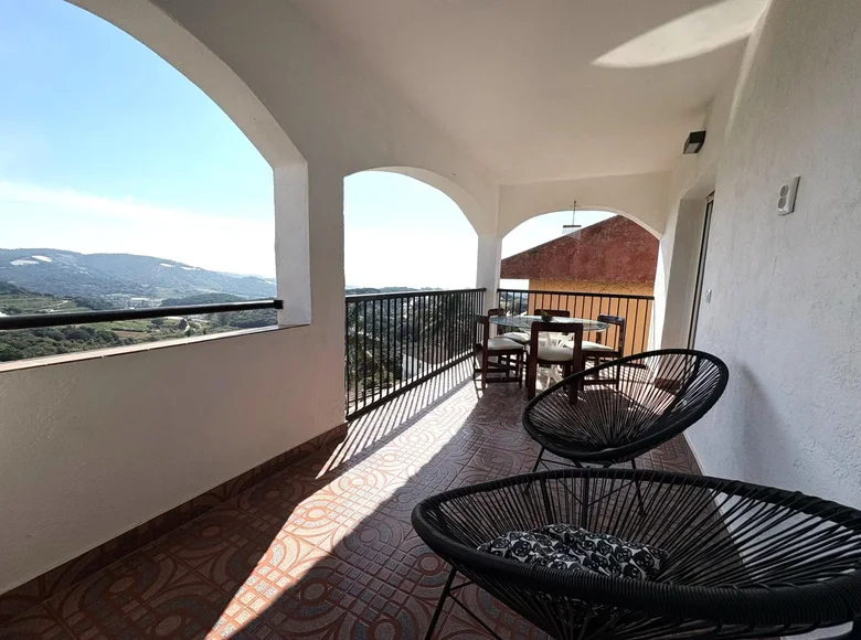 5 bedroom villa 200 m² Sant Cebria de Vallalta, Spain