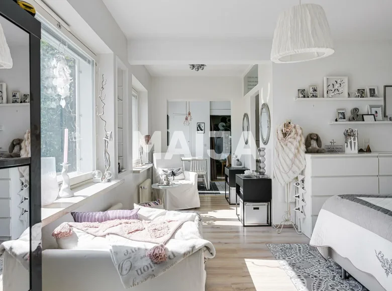 4 bedroom apartment 104 m² Helsinki sub-region, Finland