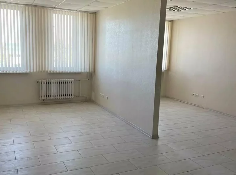 Bureau 56 m² à Minsk, Biélorussie