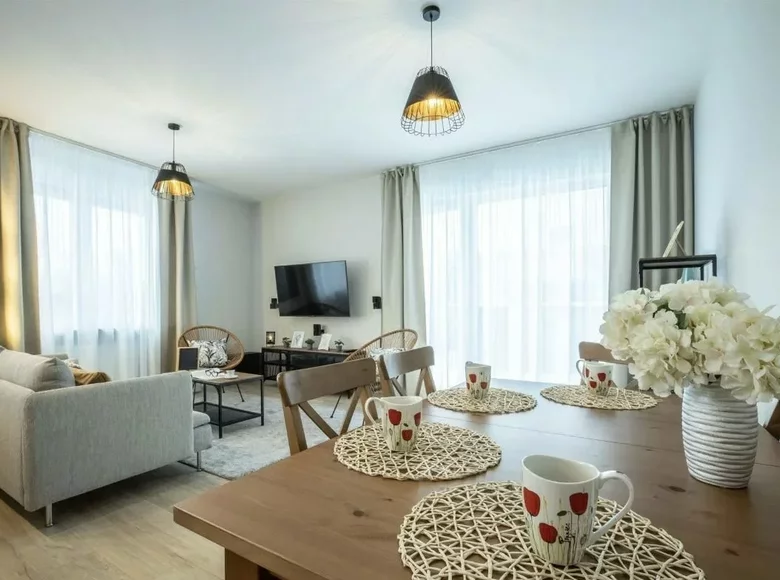 Apartamento 3 habitaciones 78 m² en Lodz, Polonia