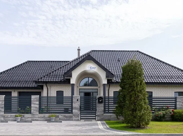 Дом 4 комнаты 260 м² Прибрежное, Россия