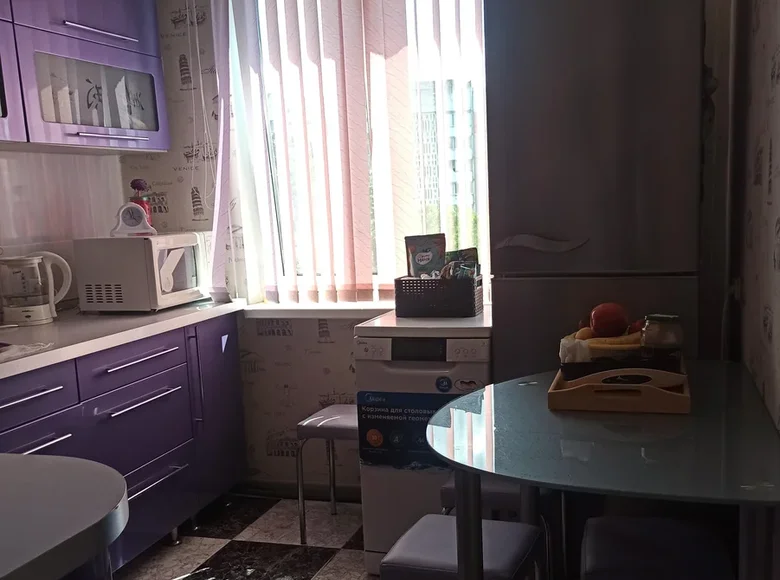 Mieszkanie 2 pokoi 47 m² Homel, Białoruś