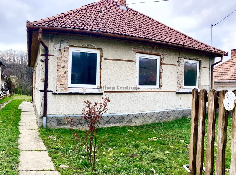 Haus 4 Zimmer 79 m² Kemendollar, Ungarn