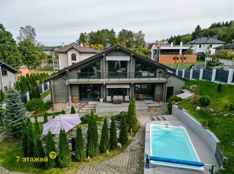 Maison 193 m² Astrasyckaharadocki siel ski Saviet, Biélorussie