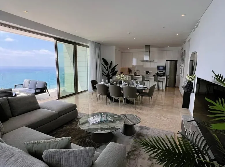 Wohnung 4 Schlafzimmer 190 m² Paphos, Zypern