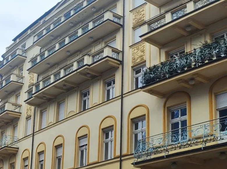 Магазин 69 м² okres Karlovy Vary, Чехия