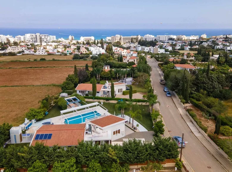 Willa 4 pokoi 145 m² Protaras, Cyprus