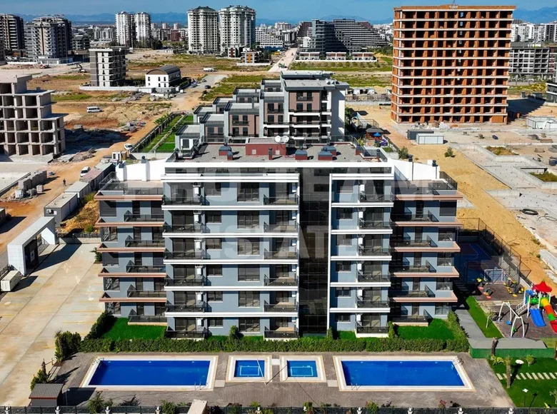Mieszkanie 3 pokoi 70 m² Aksu, Turcja