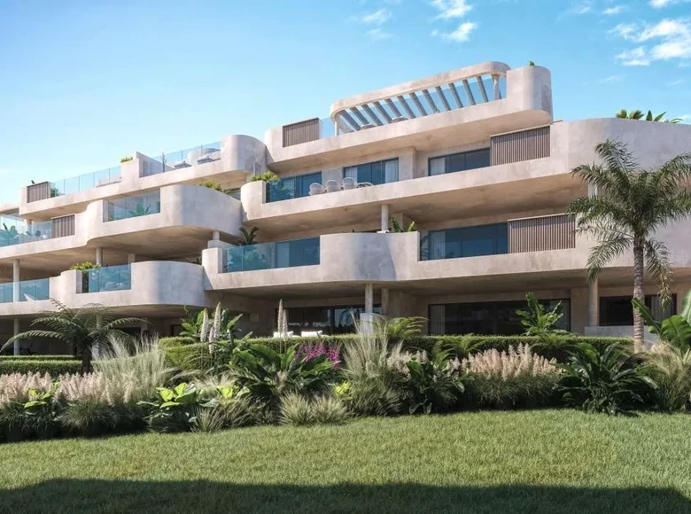 Wohnung 3 Schlafzimmer 242 m² Estepona, Spanien