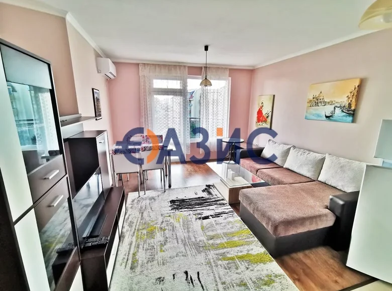 2 bedroom apartment 69 m² Sveti Vlas, Bulgaria