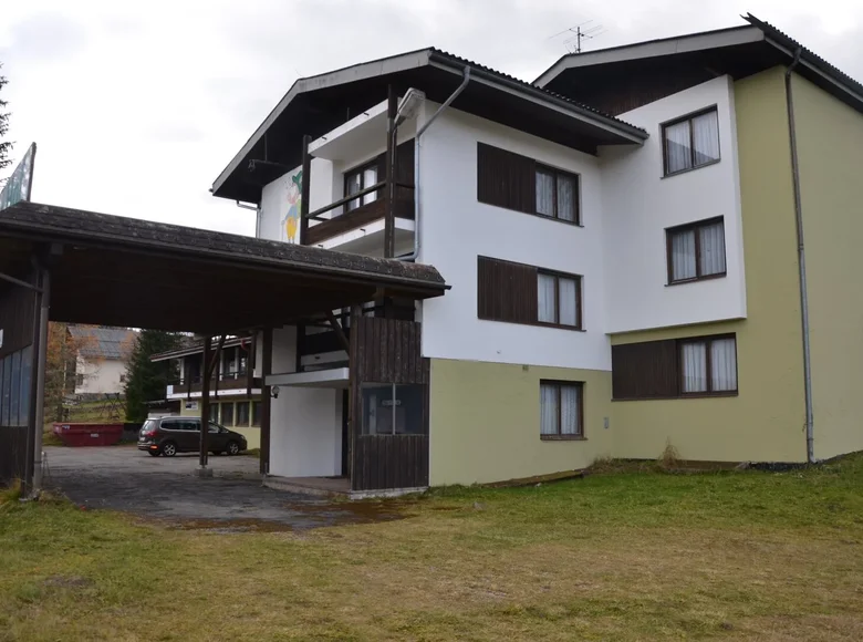 Apartamento 2 600 m² Gloednitz, Austria