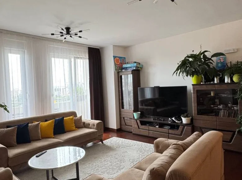 3 bedroom apartment 151 m² Bar, Montenegro