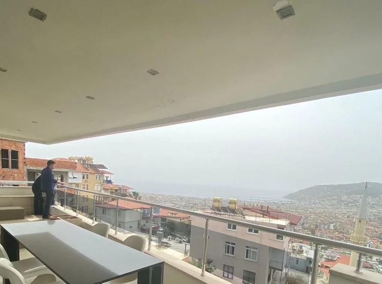 Dúplex 5 habitaciones 250 m² Alanya, Turquía