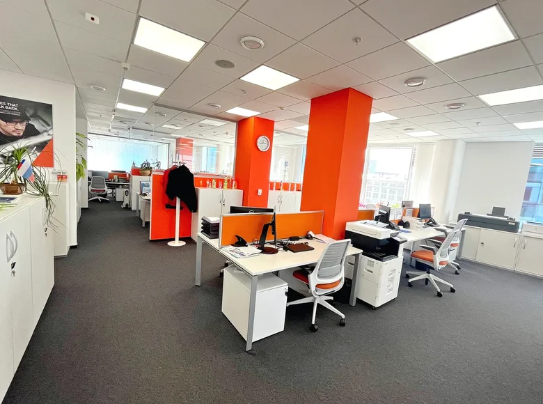 Oficina 469 m² en Northern Administrative Okrug, Rusia