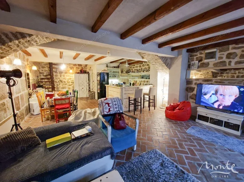 Apartamento 3 habitaciones 106 m² Herceg Novi, Montenegro