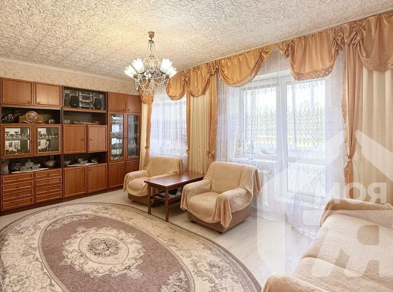 4 room apartment 78 m² Navasady, Belarus