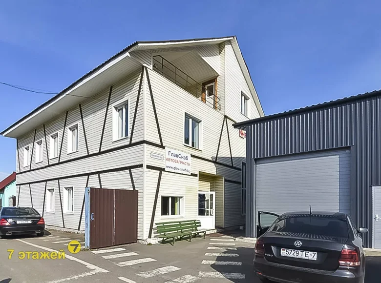 Bureau 141 m² à Tarasava, Biélorussie