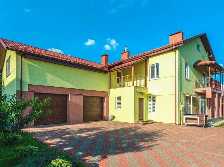 Dom 370 m² Marjaliva, Białoruś