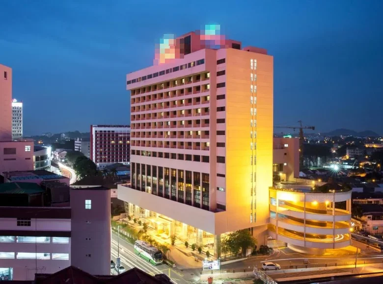 Hotel for sale, size 273 rooms, Nimmanhaemin area, near MAYA department store, Chiang Mai, Thailand.
