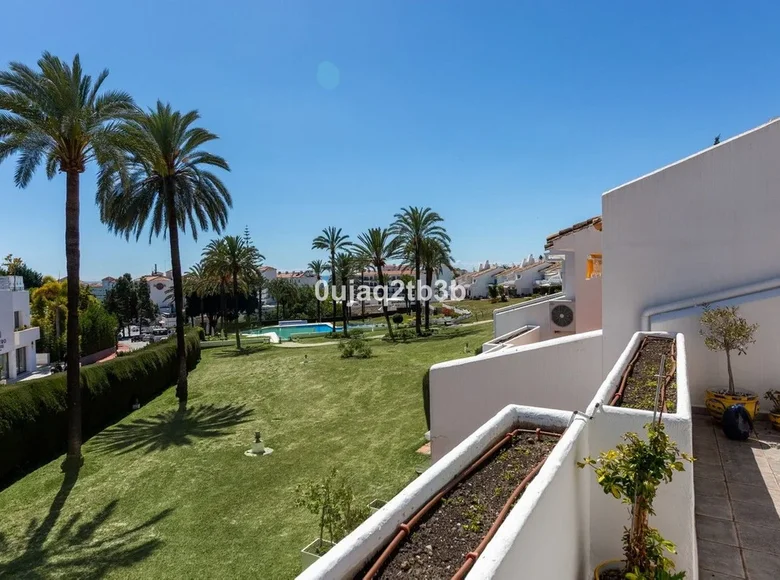 Mieszkanie 2 pokoi 119 m² Almeria, Hiszpania