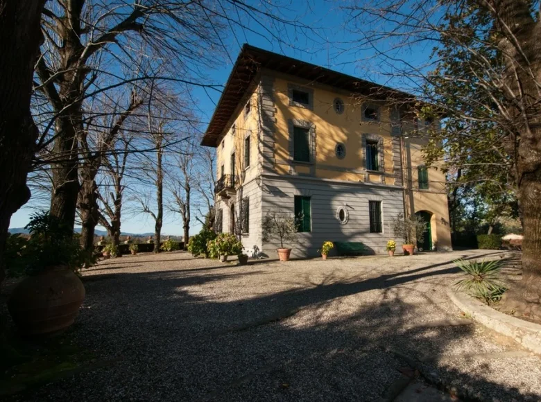 House  Pisa, Italy