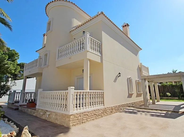 5 bedroom villa 250 m² Orihuela, Spain