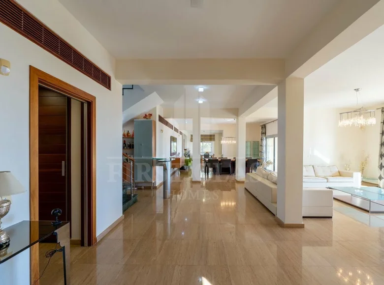 Maison 6 chambres 663 m² Limassol, Bases souveraines britanniques