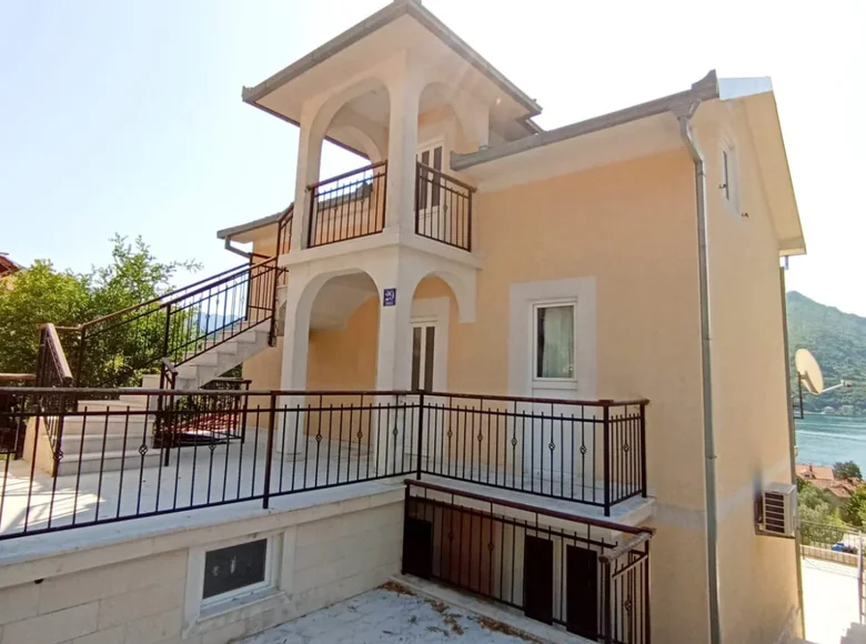 Casa 4 habitaciones 280 m² Durici, Montenegro