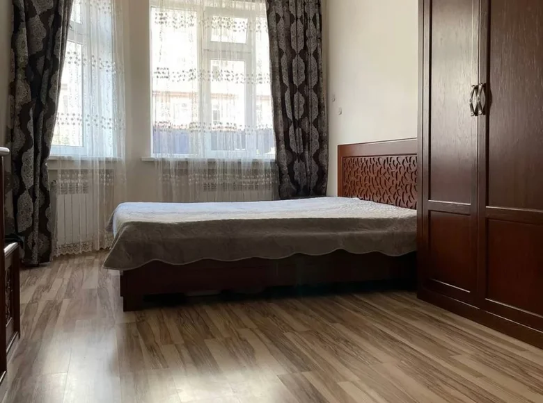 Квартира 2 комнаты 57 м² Ханабад, Узбекистан